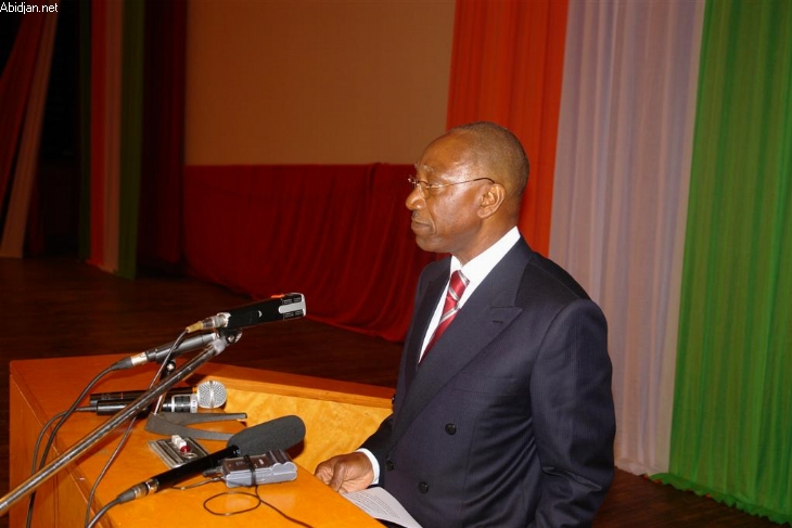 Session des chefs d’Etat de l’Uemoa à Bamako / BCEAO : coincé, Dacoury-Tabley jette l’éponge